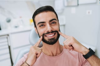 Neodent Implantes é bom? Tudo sobre a marca que transforma sorrisos